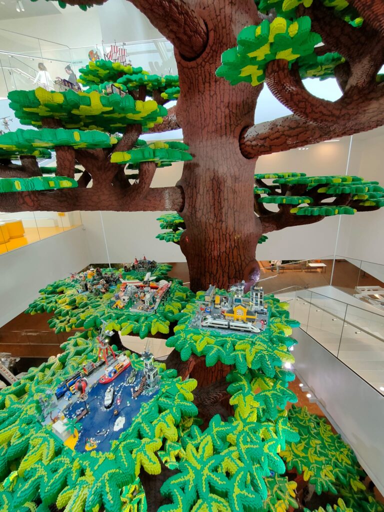 Tree of Creativity middle