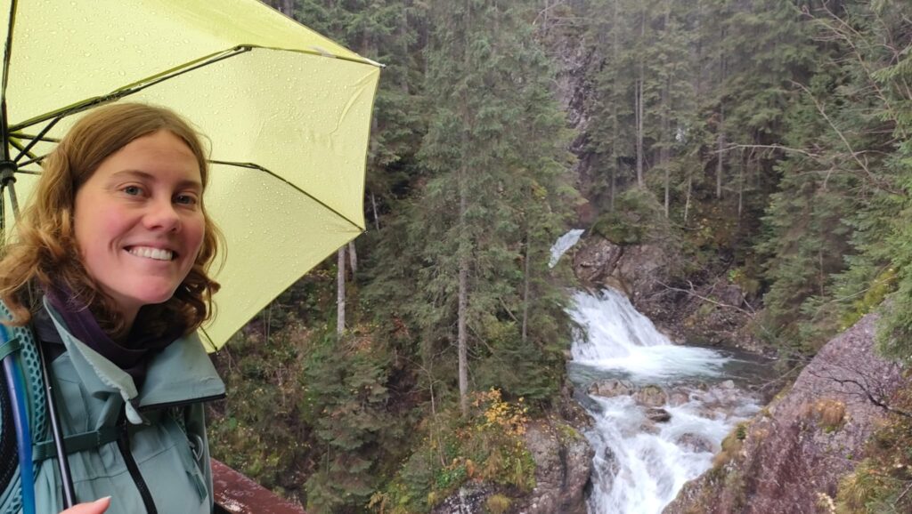 Mathilde under the umbrella